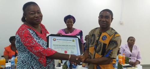 Award presentation to Pogil College of Health Technology during the stake holders meeting at Yaba Lagos.-min